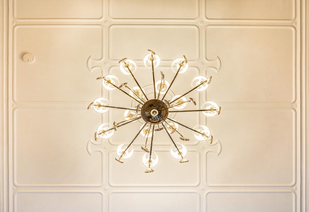 The Royal Suite II - R.Q.C. กรุงเฮก ภายนอก รูปภาพ