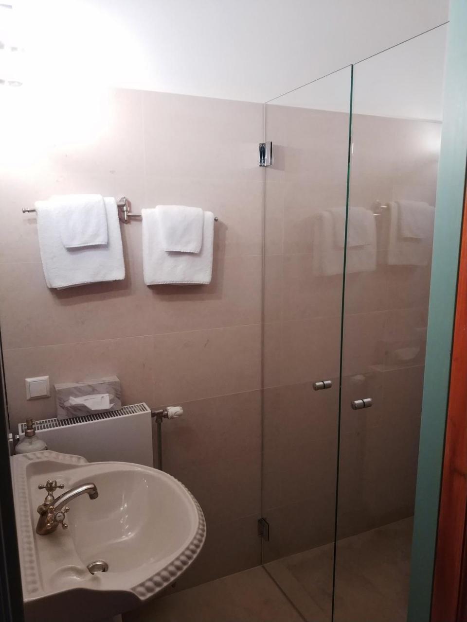 The Royal Suite II - R.Q.C. กรุงเฮก ภายนอก รูปภาพ